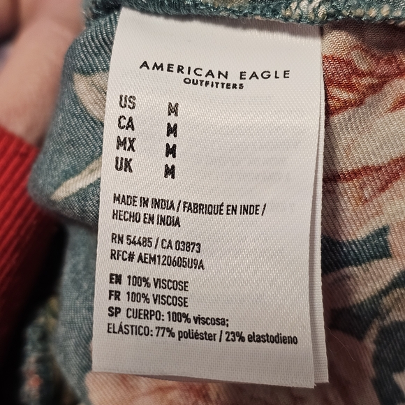 American Eagle Outfitters Floral Green Romper Medium - Picture 7 of 7